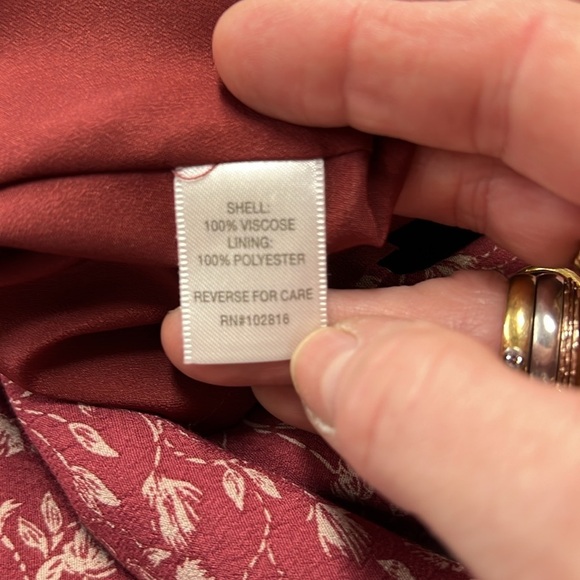 Garnet Hill Bohemian Pocket Detail Wine Colored Foral Print Size 02 - Picture 12 of 15